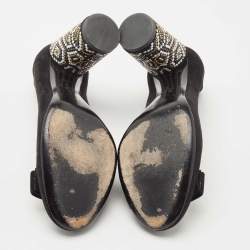 مملوكة مسبقًا Salvatore Ferragamo Black Suede Vara Bow Eva Mosaic Pumps Size 37