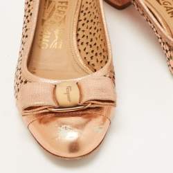 Pre Owned Salvatore Ferragamo Metallic Leather Laser Cut Vara Bow Pumps Size 36.5