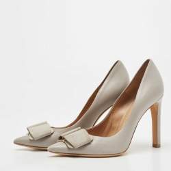 Pre Owned Salvatore Ferragamo Grey Leather Mimi Bow Pumps Size 37.5