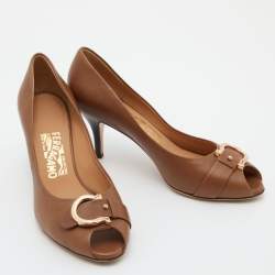 Pre Owned Salvatore Ferragamo Brown Leather Gancio Bit Peep Toe Pumps Size 38.5