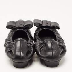 Pre Owned Salvatore Ferragamo Black Leather Vara Bow Scrunch Ballet Flats Size 38