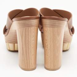 Pre Owned Salvatore Ferragamo Brown Leather Criss Cross Block Heel Clog Slides Size 37.5