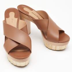 Pre Owned Salvatore Ferragamo Brown Leather Criss Cross Block Heel Clog Slides Size 37.5