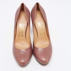 Pre Owned Salvatore Ferragamo Brown Leather Platform Pumps Size 37