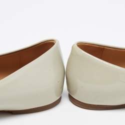 مملوكة مسبقًا Salvatore Ferragamo Grey Patent Leather Varina Ballet Flats Size 39.5