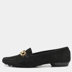 مملوك ة مسبقًا Salvatore Ferragamo Black Suede Gancini Loafers Size 41.5