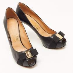 Salvatore Ferragamo Black Leather Vara Bow Peep Toe Pumps Size 39.5