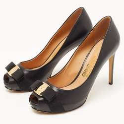 Salvatore Ferragamo Black Leather Vara Bow Peep Toe Pumps Size 39.5