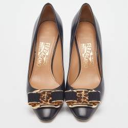 Pre Owned Salvatore Ferragamo Black Leather Lola Pumps Size 37.5