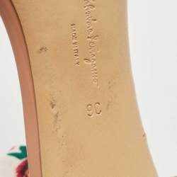 مملوكة مسبقًا Salvatore Ferragamo Beige Patent Leather Scarf-tie Ankle Wrap Sandals Size 39.5