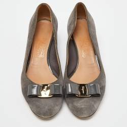 Salvatore Ferragamo Grey Suede Vara Bow Pumps Size 40