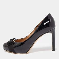Pre Owned Salvatore Ferragamo Black Patent Leather Vara Bow Pumps Size 39.5