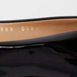 Pre Owned Salvatore Ferragamo Black Patent Leather Vara Bow Pumps Size 39.5