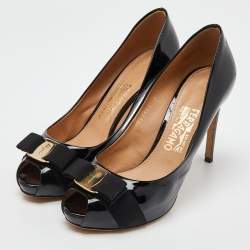 Pre Owned Salvatore Ferragamo Black Patent Leather Vara Bow Peep Toe Pumps Size 39