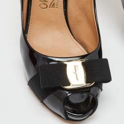 Pre Owned Salvatore Ferragamo Black Patent Leather Vara Bow Peep Toe Pumps Size 39