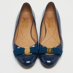 Pre Owned Salvatore Ferragamo Blue Patent Leather Vara Bow Ballet Flats Size 38.5