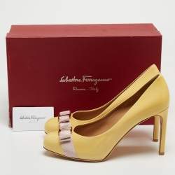 Pre Owned Salvatore Ferragamo Yellow Patent Leather Vara Bow Platform Pumps Size 41.5