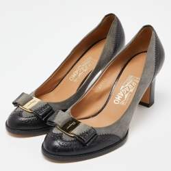 Pre Owned Salvatore Ferragamo Black/Grey Brogue Leather and Suede Vara Bow Pumps Size 38.5