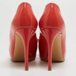 Pre Owned Salvatore Ferragamo Coral Orange Patent Leather Vara Bow Peep Toe Pumps Size 35.5