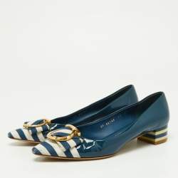 Pre Owned Salvatore Ferragamo Blue Patent Leather and Fabric Fele Gancio Pointed Ballet Flat Size 39