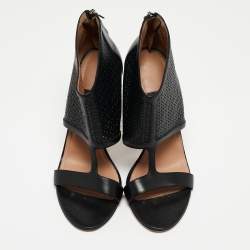 مملوكة مسبقًا Salvatore Ferragamo Black Leather Pacella Sandals Size 39.5