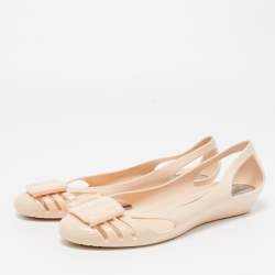 Pre Owned Salvatore Ferragamo Light Pink Rubber Bermuda Ballet Flats Size 37.5