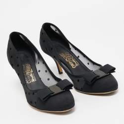 Pre Owned Salvatore Ferragamo Black Mesh and Canvas Vara Bow Pumps Size 38