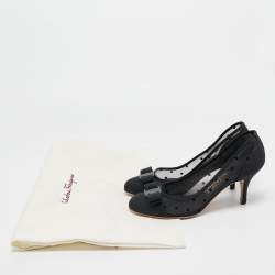 Pre Owned Salvatore Ferragamo Black Mesh and Canvas Vara Bow Pumps Size 38