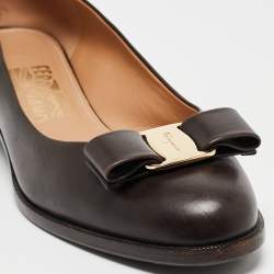 Pre Owned Salvatore Ferragamo Brown Leather Vara Bow  Pumps Size 38.5