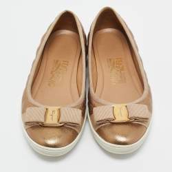 Pre Owned Salvatore Ferragamo Gold Leather Varina Ballet Flats Size 37