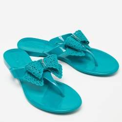 Pre Owned Salvatore Ferragamo Turquoise Leather Laser Cut Bow Thong Flat Slides Size 37.5