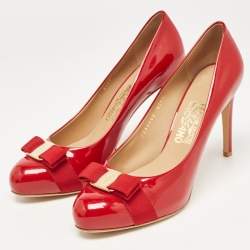 Pre Owned Salvatore Ferragamo Red Patent Leather Vara Bow Pumps Size 41