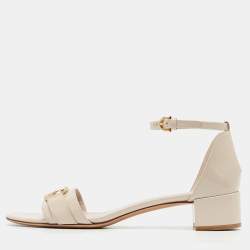 Salvatore Ferragamo Cream Patent Leather Como Ankle Strap Sandals Size 37.5