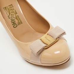 Pre Owned Salvatore Ferragamo Beige Patent Leather Vara Bow Pumps Size 39.5