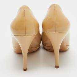 Pre Owned Salvatore Ferragamo Beige Patent Leather Vara Bow Pumps Size 39.5