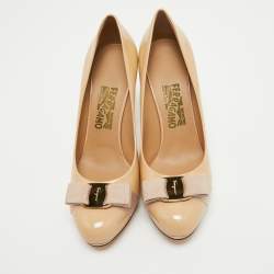 Pre Owned Salvatore Ferragamo Beige Patent Leather Vara Bow Pumps Size 39.5