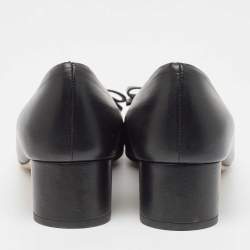 Pre Owned Salvatore Ferragamo Black Leather Vara Bow Pumps Size 39.5