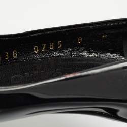 Pre Owned Salvatore Ferragamo Black Patent Leather Round Toe Pumps Size 38.5
