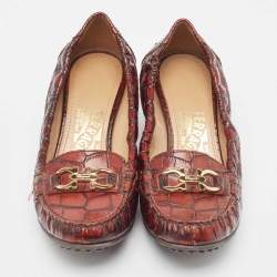 Salvatore Ferragamo Brown Crocodile Gancini Loafer Pumps Size 36.5