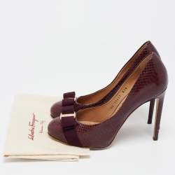 Salvatore Ferragamo Burgundy Python Vara Bow Pumps Size 38