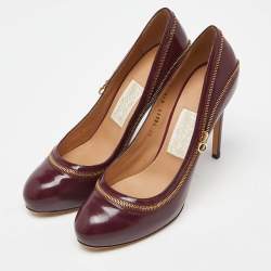 مملوكة مسبقًا Salvatore Ferragamo Burgundy Leather Platform Pumps Size 39