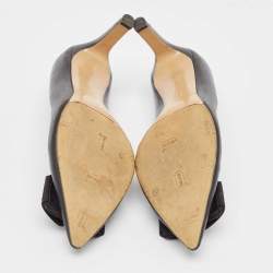 Salvatore Ferragamo Black Leather Bow Pumps Size 39.5