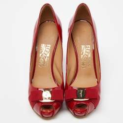 Pre Owned Salvatore Ferragamo Red Patent Leather Vara Bow Peep Toe Platform Pumps Size 38.5