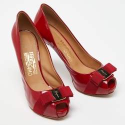 Pre Owned Salvatore Ferragamo Red Patent Leather Vara Bow Peep Toe Platform Pumps Size 38.5