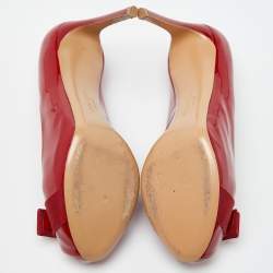 Pre Owned Salvatore Ferragamo Red Patent Leather Vara Bow Peep Toe Platform Pumps Size 38.5
