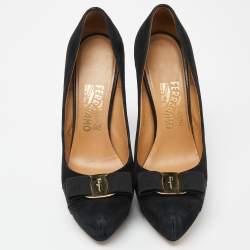 Salvatore Ferragamo Black Suede Carla Vara Bow Pumps Size 38