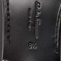 Pre Owned Salvatore Ferragamo Black Leather Gancini Loafers Size 39