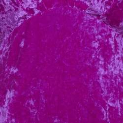 مملوكة مسبقًا فستان ساندرو فوشيا من المخمل بياقة على شكل V قصير حجم صغير