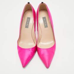 Pre Owned SJP Sarah Jessica Parker Fuchsia Satin Pointed Toe Pumps Size 37
