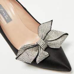 Pre Owned SJP Sarah Jessica Parker Black Satin Crystal Embellished Pumps Size 37